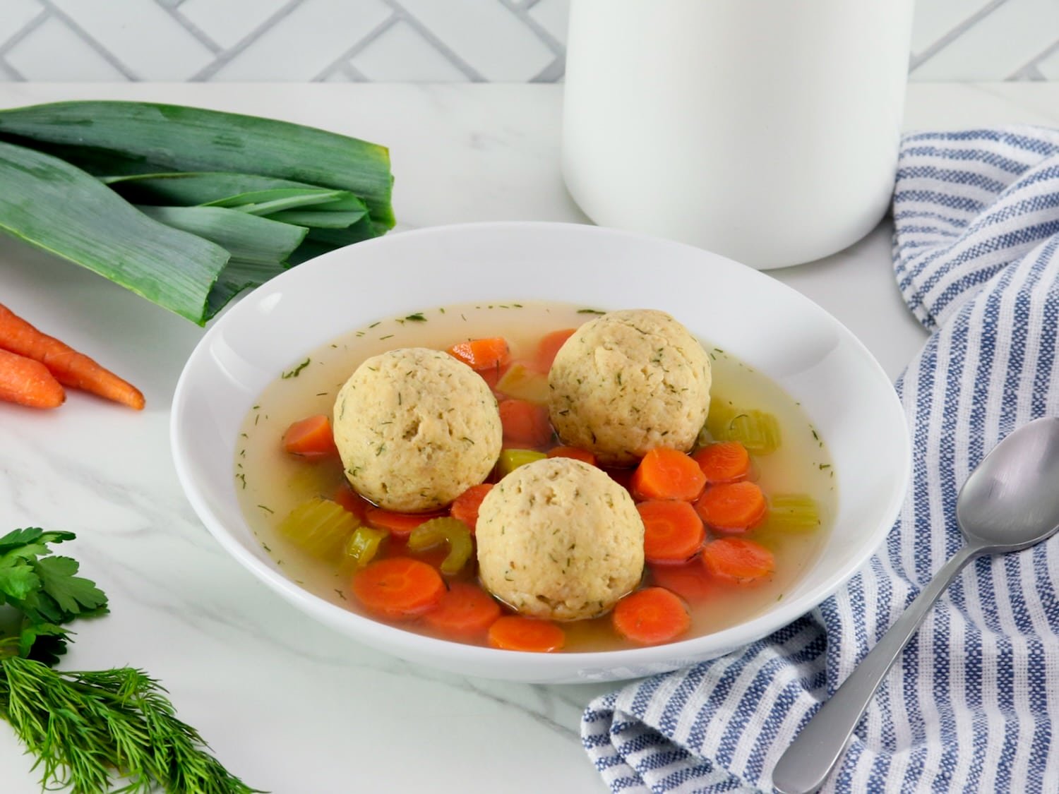 vegetarian-matzo-ball-soup